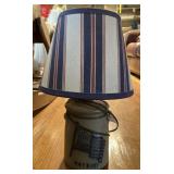 Patriot crock lamp