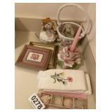 Towels, soap, decor