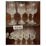 (18) Glass goblets