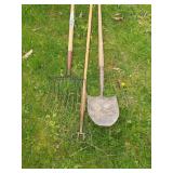 Hay fork, Shovel and rake