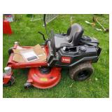 Toro 42' zero turn mower (LIKE NEW!)