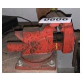 Scout 3.5' Bench vise