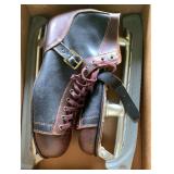 Ice skates (Sz ?)