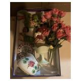 Fenton glass, Florida plate, artificial flowers