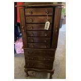 Jewelry chest