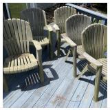 (5) plastic patio chairs