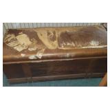 Cedar chest (needs repairs)