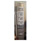 (10) Storage drawers