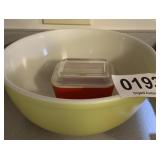 Pyrex dish and bowl