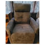 Electric lift recliner