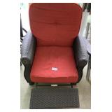 Patio recliner- (needs repair)