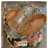 Table set mats, vase, punch bowl and more