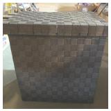 Laundry hamper