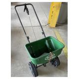 Scotts spreader