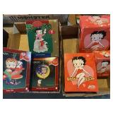 Betty Boop ornaments, music box