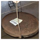 Erie '14' cast iron griddle