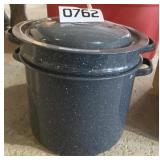 Small enamel steamer/ blancher