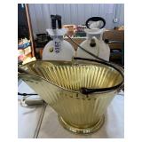 (2) Sprayers, Feed bucket