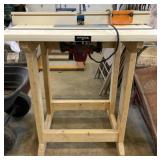 Rockfellar router table w/ Skil router