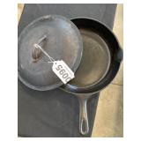 Wagnerware cast iron skillet and lid