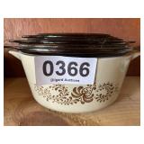 (3) Pyrex bowls