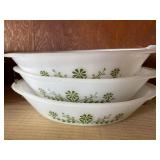 (3) Glasbake dishes