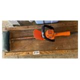 B&D hedge trimmer and creeper