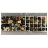 Buttons in organizers
