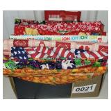 Material and apron kit - holiday prints