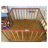 Rolling children play pen