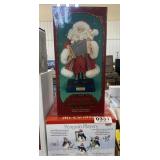 Penguin Players, Santa musician