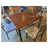 Dining table & 4 Chairs