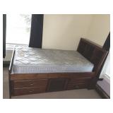 Twin sized bed w/Drawers