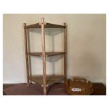 Corner shelves, lazy susan