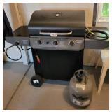 Char Broil grill with extra tank