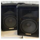 (2) Yamaha PA speakers (500w)