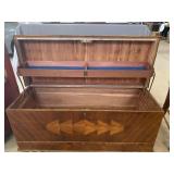 Ceder chest