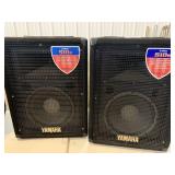 (2) Yamaha PA speakers (400w)