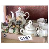 Figurines, tea set