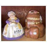 (2) cookie jars