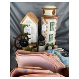 Spaghetti containers, placemats, S&P shakers