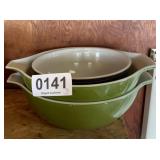(3) Pyrex bowls