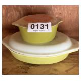(2) Pyrex dishes