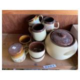 Bean pot with glasses