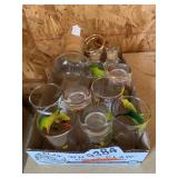 Glass pitcher with 6 glasses , 8 bird glasses