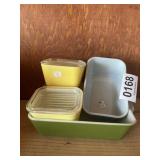 Pyrex refrigerator dishes