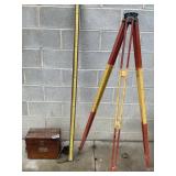 Surveying instrument, tripod and measuring stick