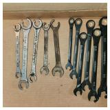 Husky ratcheting wrenches and line wrenches