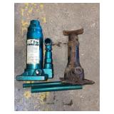(2) Bottle jacks