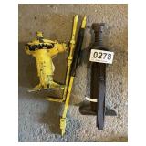 (2) Gear jacks